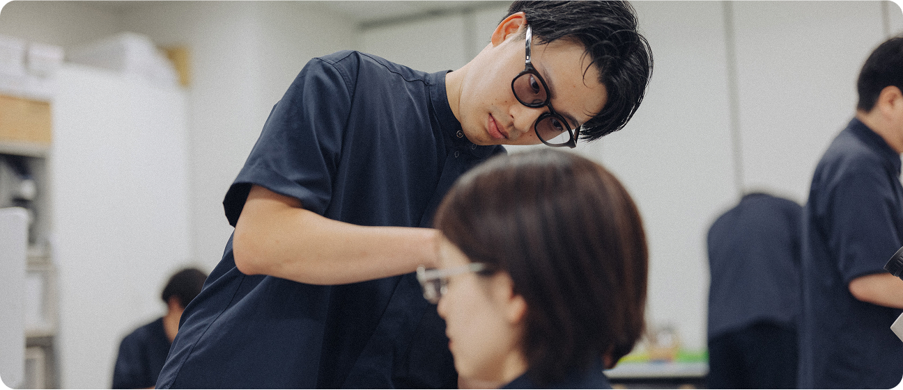 国家検定資格取得を目指した社内教育機関「JINS Academy」設立