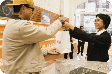 アートと建築で、
“見る”をもっと深く。