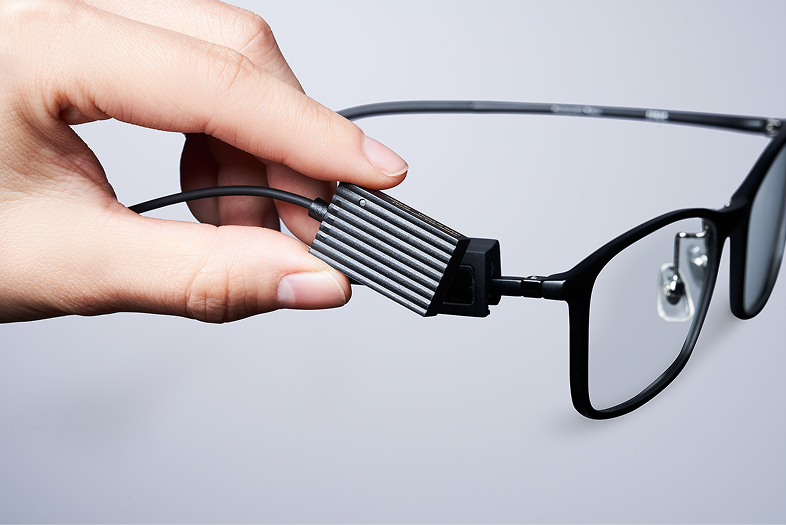 サイエンスで
光と眼に向き合う